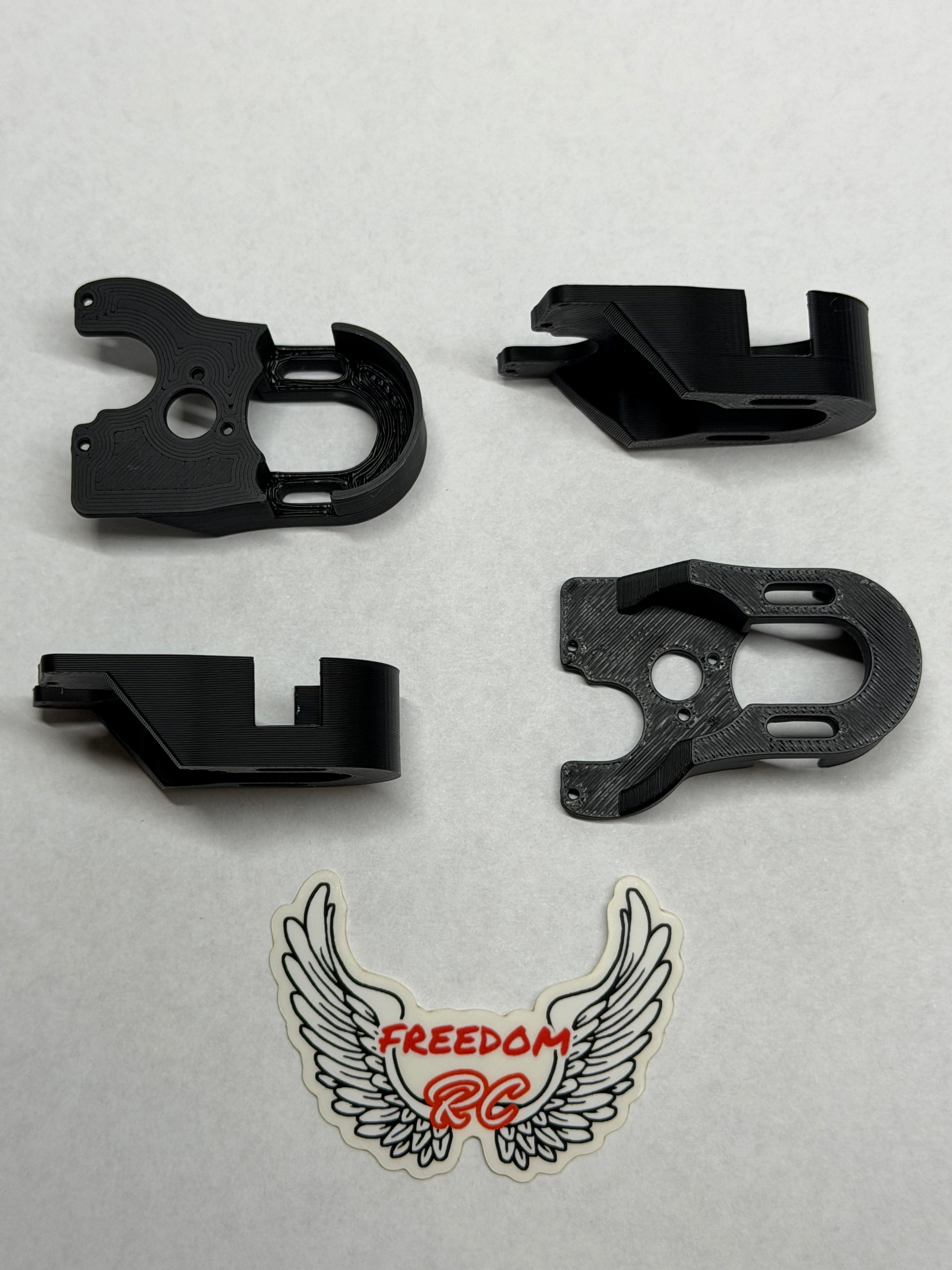 SCX24 - 16mm Motor/Trans Mount (Patrik's RC) (Drift Kit Essential)